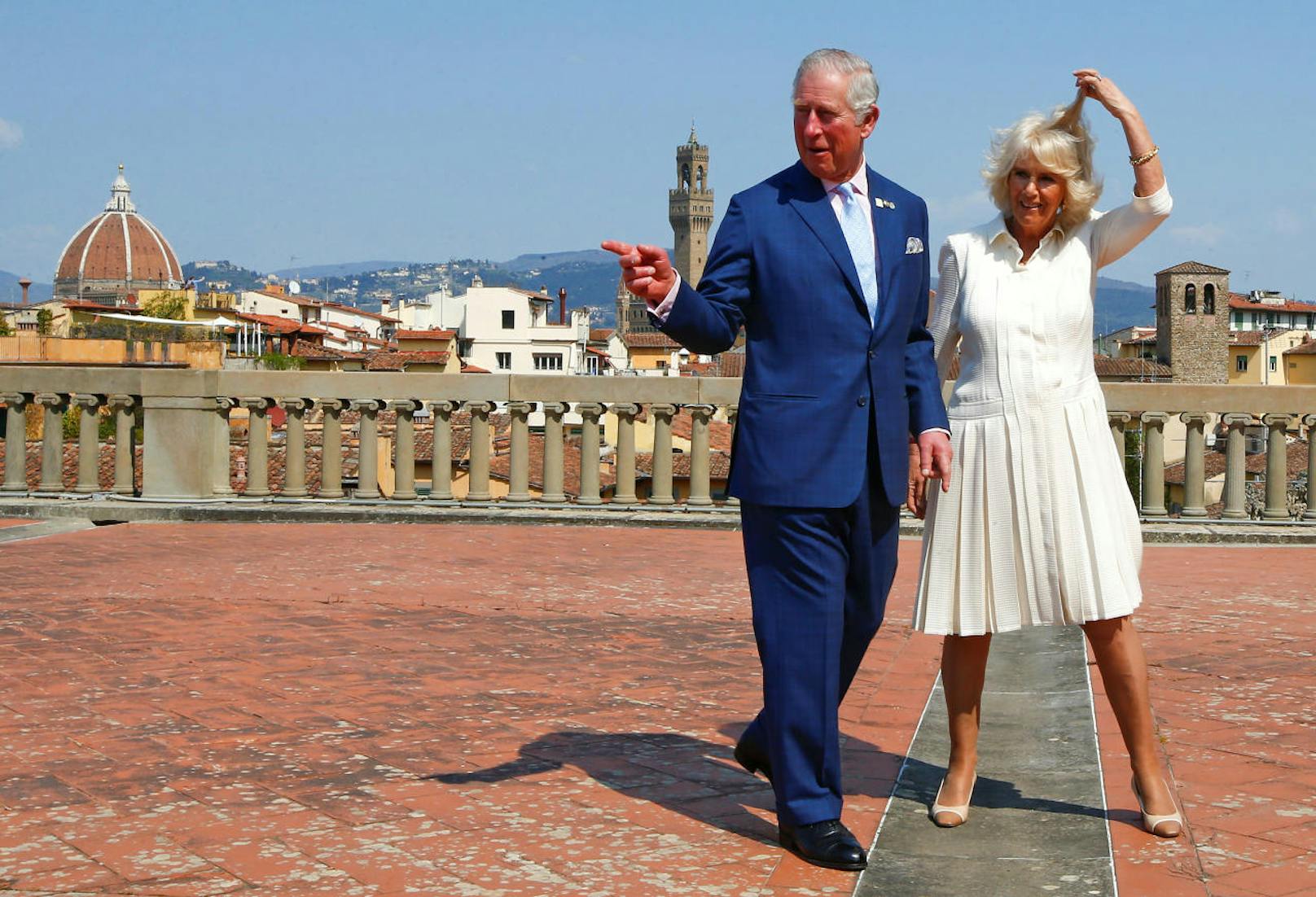 Charles und Camilla beim Palazzo Pitti in Florenz 2017