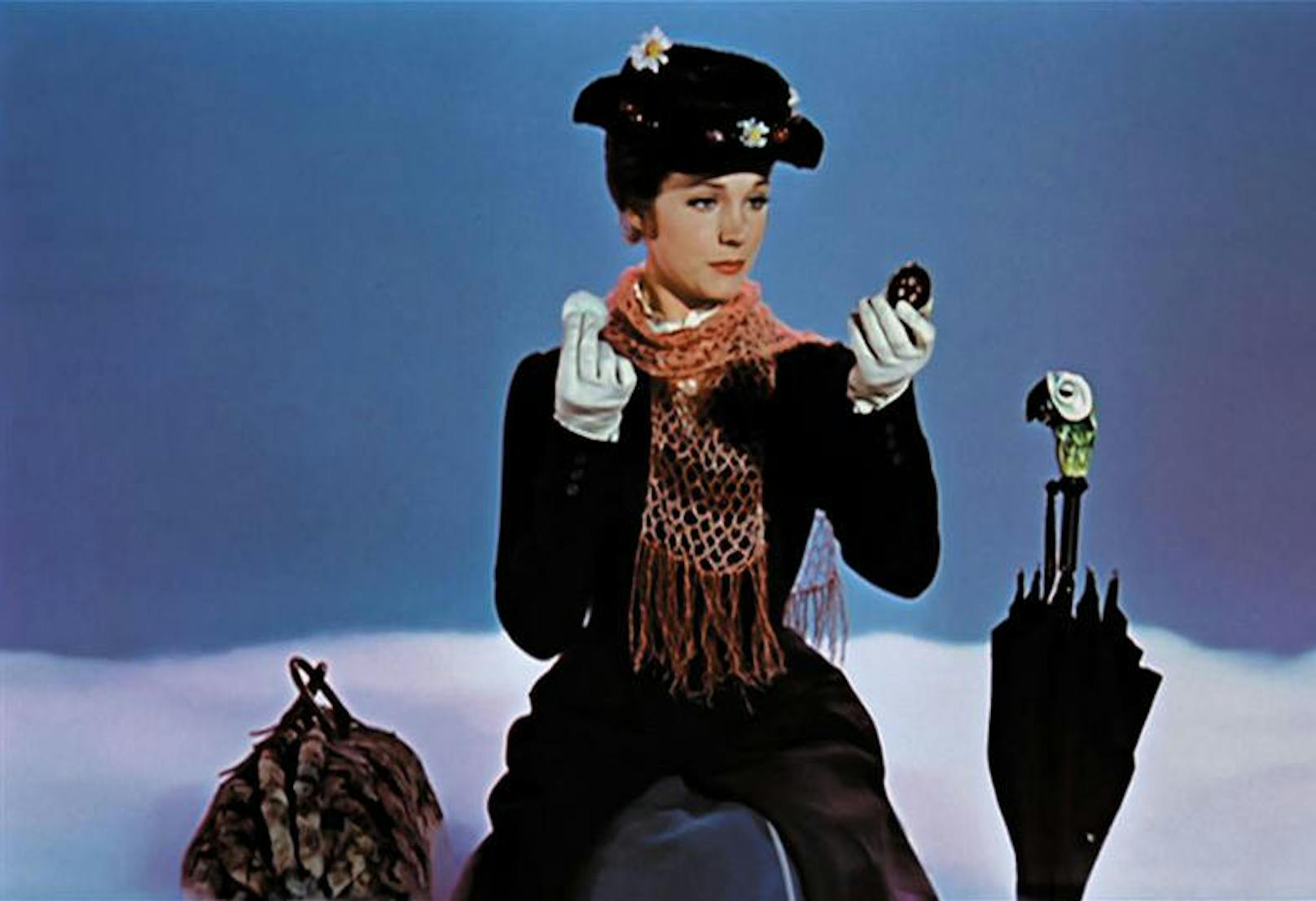 10.25 Uhr, ORF Eins: "Mary Poppins" (1964). Musical-Fantasyfilm über das zauberhafte Kindermädchen Mary Poppins. Mit Julie Andrews, Dick Van Dyke und Matthew Garber.