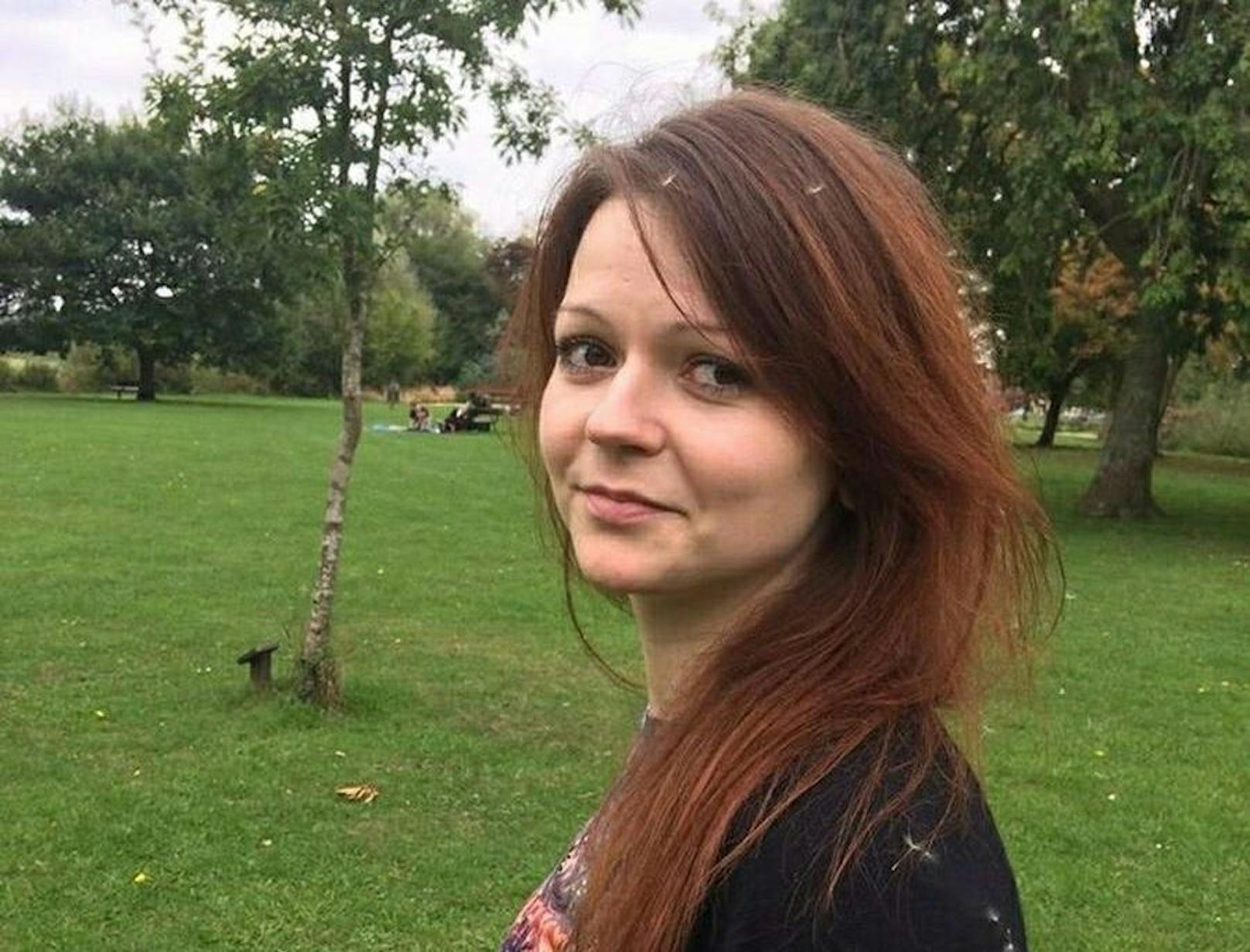 Yulia Skripal, Tochter des Ex-Spions Sergej Skripal, wurde am 4. März zusammen mit ihrem Vater dem Nervengift Nowitschok ausgesetzt. Sie ist nun auf dem Weg der Besserung.