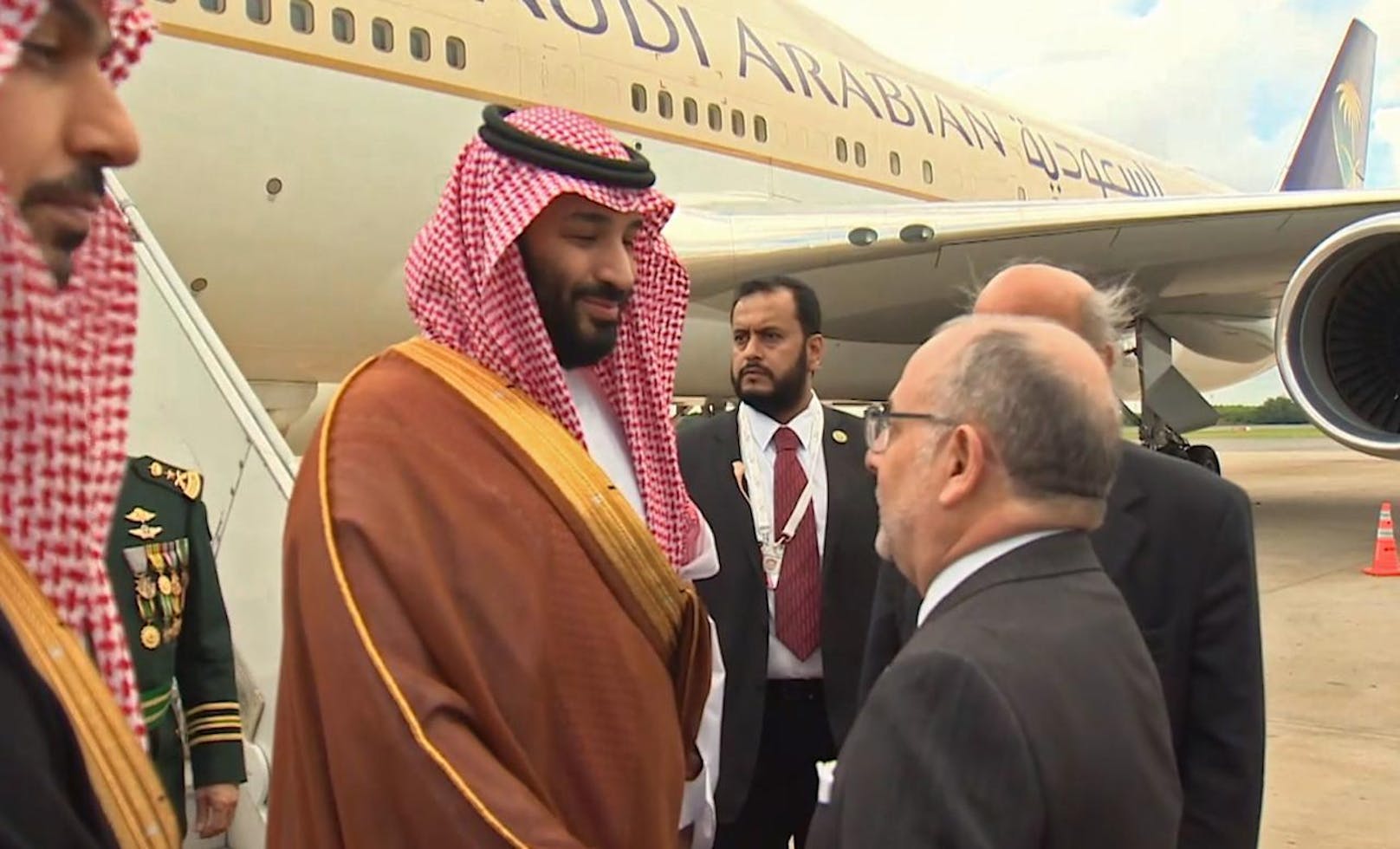 Der saudiarabische Kronprinz Mohammed bin Salman ist am 28. November 2018 zum G20-Gipfel in Buenos Aires eingetroffen.