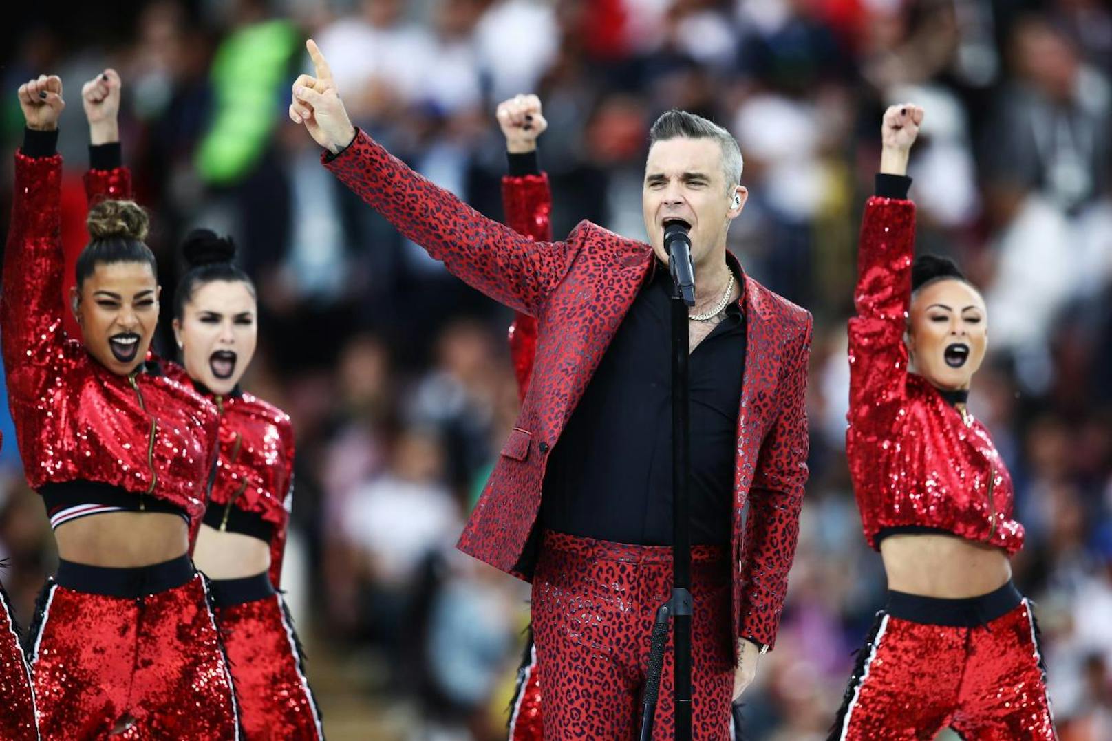 WM-Eröffnung mit Robbie Williams