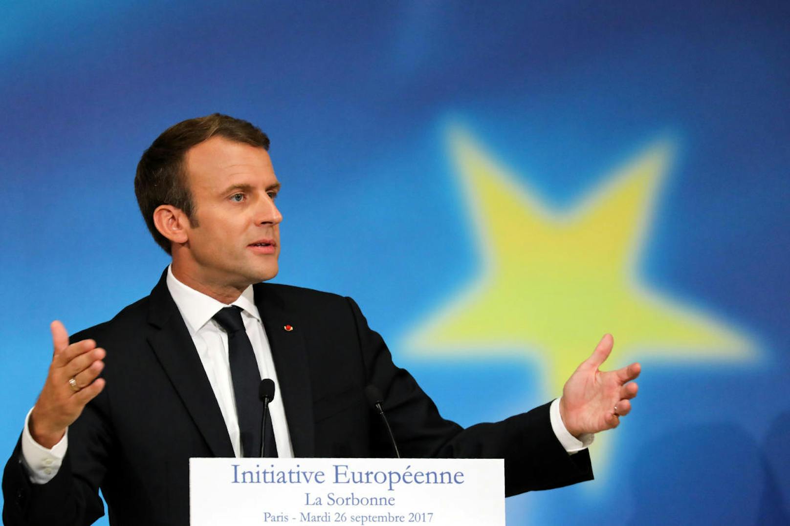 Bei seiner Grundsatzrede zur Europäischen Union forderte der französische Präsident Emmanuel Macron unter anderem auch eine gemeinsame "europäische Asylbehörde" (26. September).