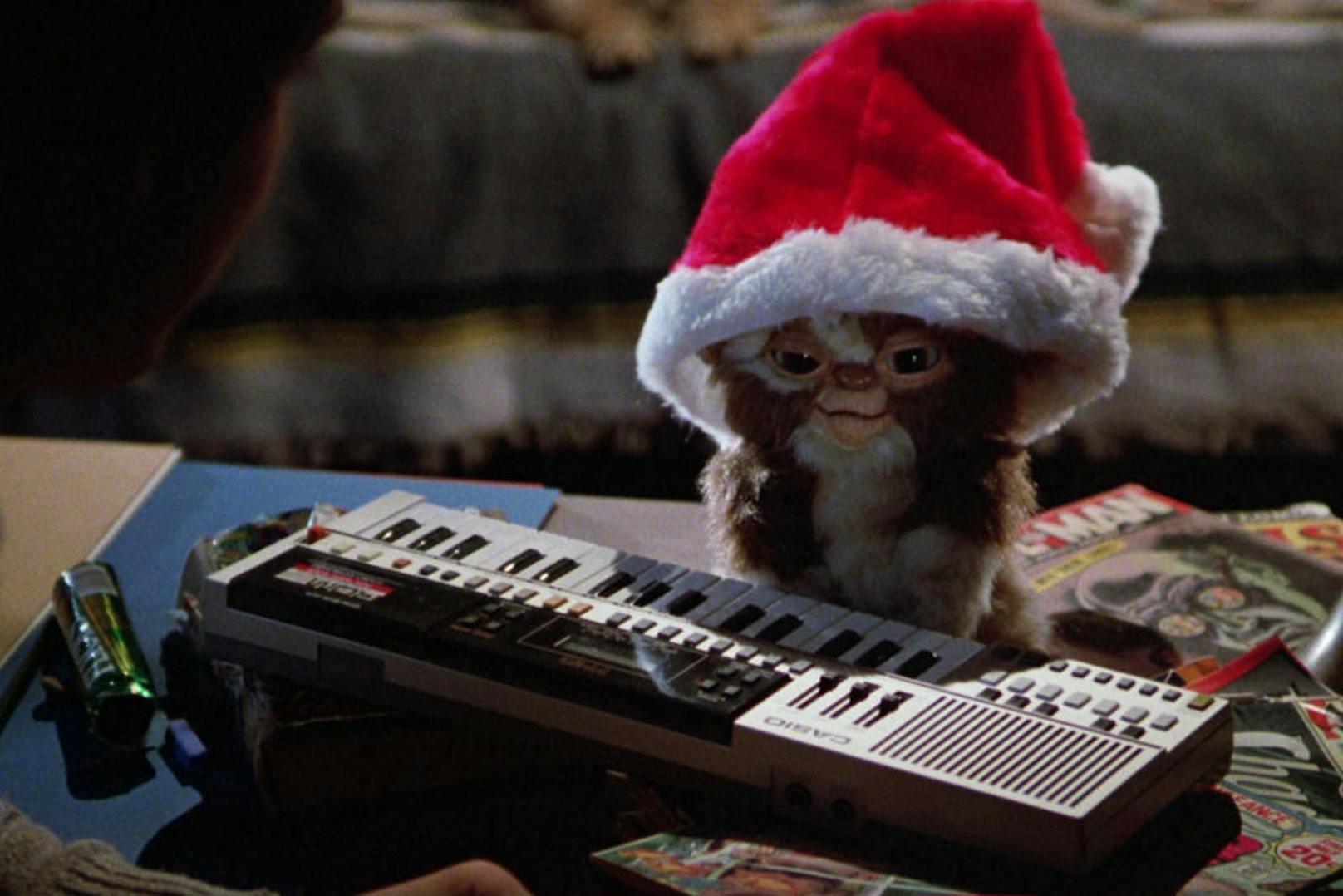 11.30 Uhr, Kabel 1: "Gremlins - Kleine Monster". Horrorkomödie über Billy Perzer, der zu Weihnachten ein neues, niedliches Haustier bekommen: Ein Mogwai. Aus dem Jahr 1984.