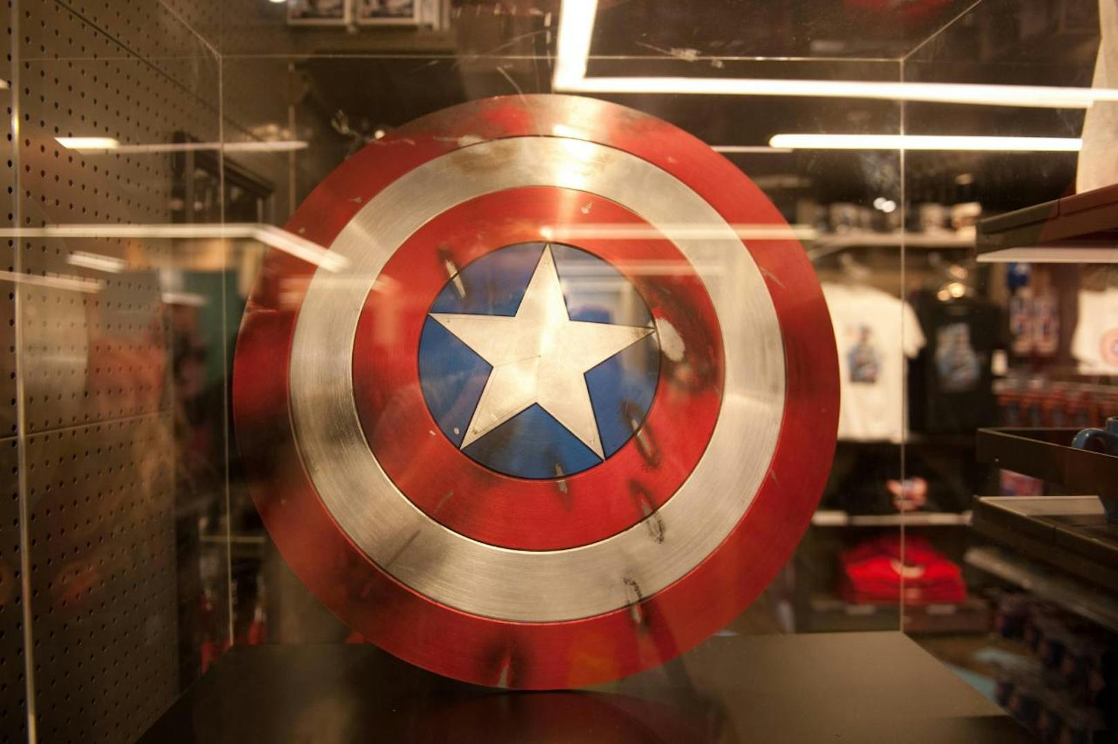 Captain America s shield 
