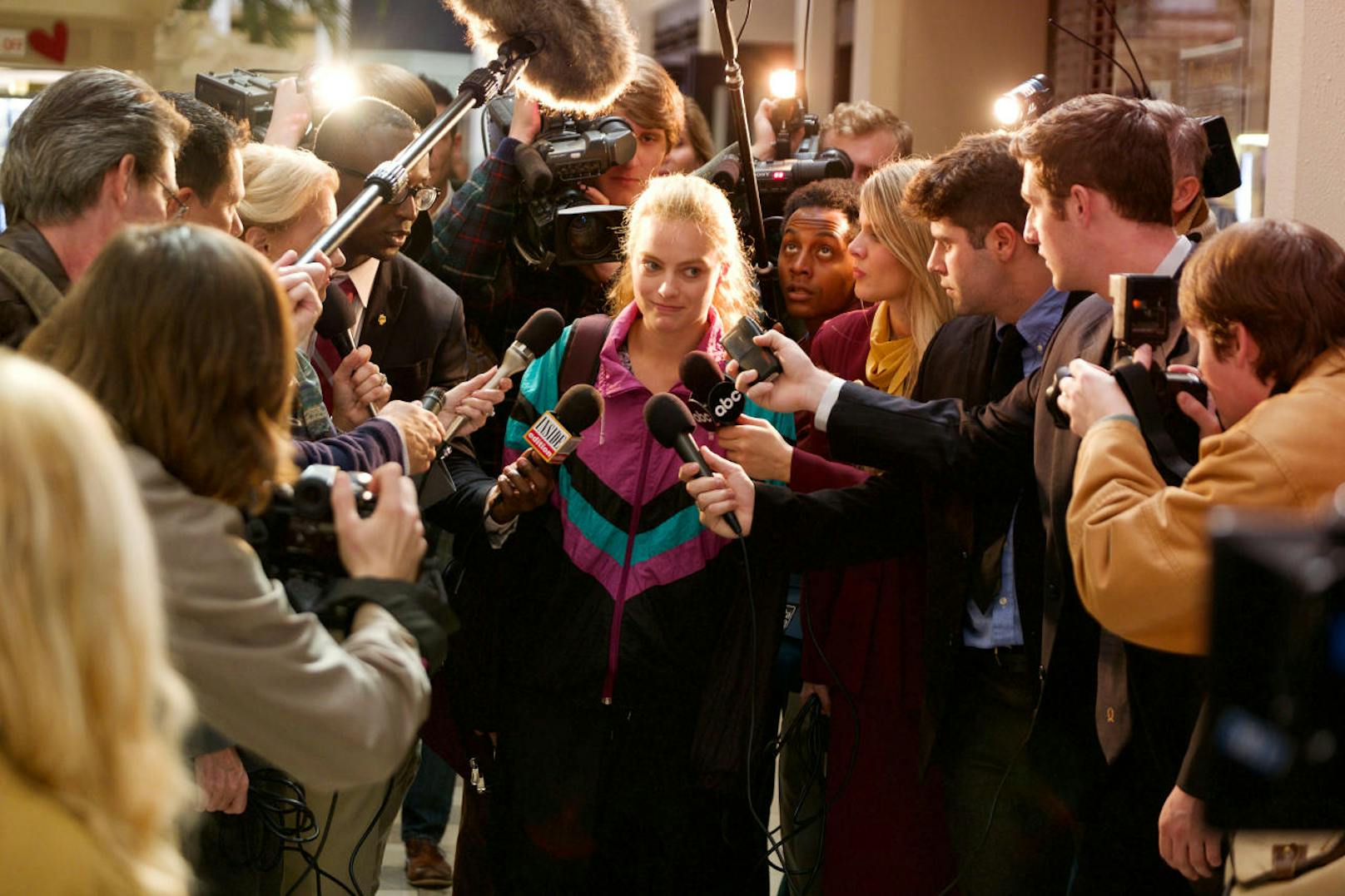 Tonya Harding (Margot Robbie) wird Mittelpunkt des ersten großen Medienskandals der modernen 24-Stunden-Nachrichtenwelt. 