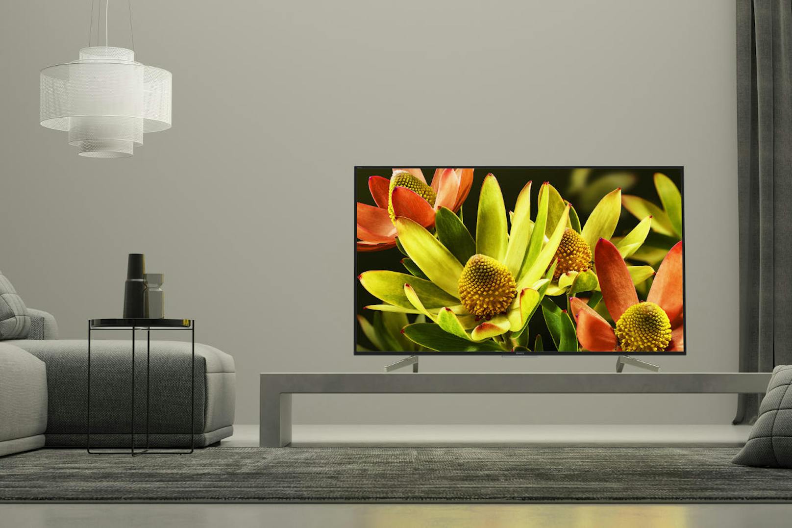 Sony kündigt zwei neue 4K HDR TV-Serien an. Die neuen Fernseher der XF83-Serie verfügen über den 4K HDR-Prozessor X1, der ein extrem realistisches Bild mit erweitertem Kontrastumfang garantiert. Die Geräte der XF70-Serie bieten 4K HDR-Qualität in vielen verschiedenen Bildschirmgrößen. Startpreis: ab 1.499 Euro.