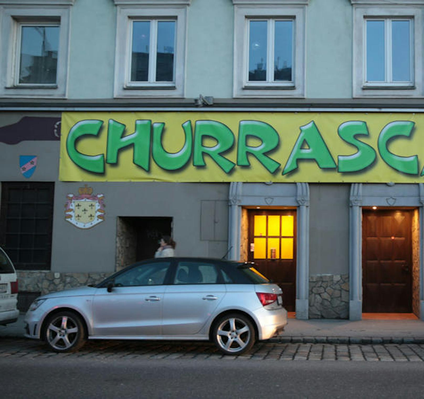 <b>Februar: 209 Euro Stornogebühr!
</b>Das brasilianische Steak-Restaurant "Churrascaria" in Wien-Wieden verrechnete Kundin Ute H. 209 Euro Stornogebühr <a href="https://www.heute.at/oesterreich/wien/story/209-Euro-fuer-kein-Essen--Kundin-angefressen-14154668">Hier geht's zur Geschichte</a>