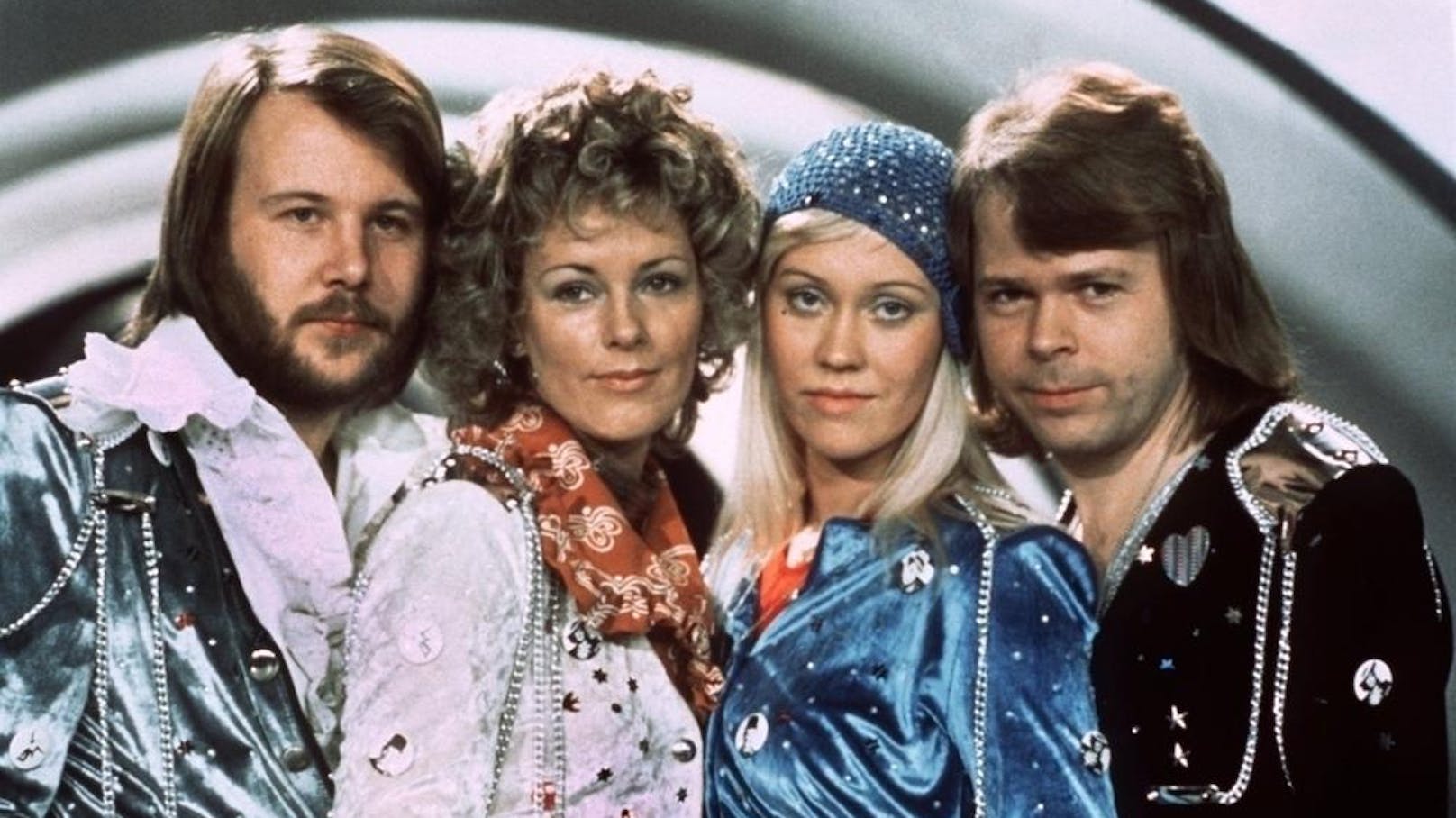 Die Fans von ABBA müssen laut Gründer <strong>Bjorn Ulvaeus</strong> (re.) wohl noch länger auf einen Film über die Kultband aus Schweden warten.
