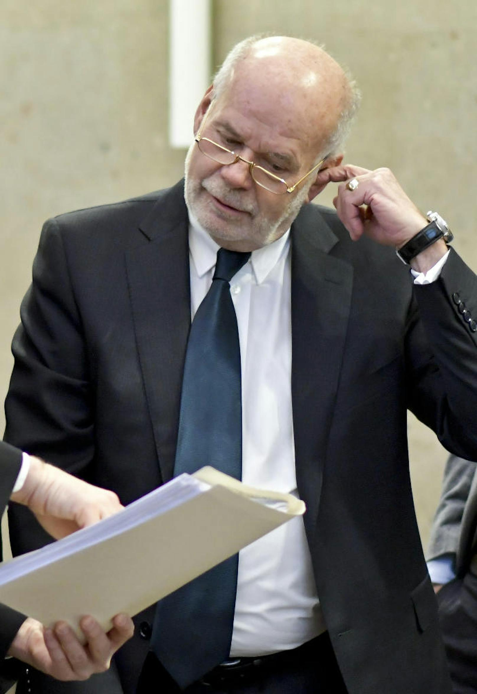 Anwalt Manfred Ainedter