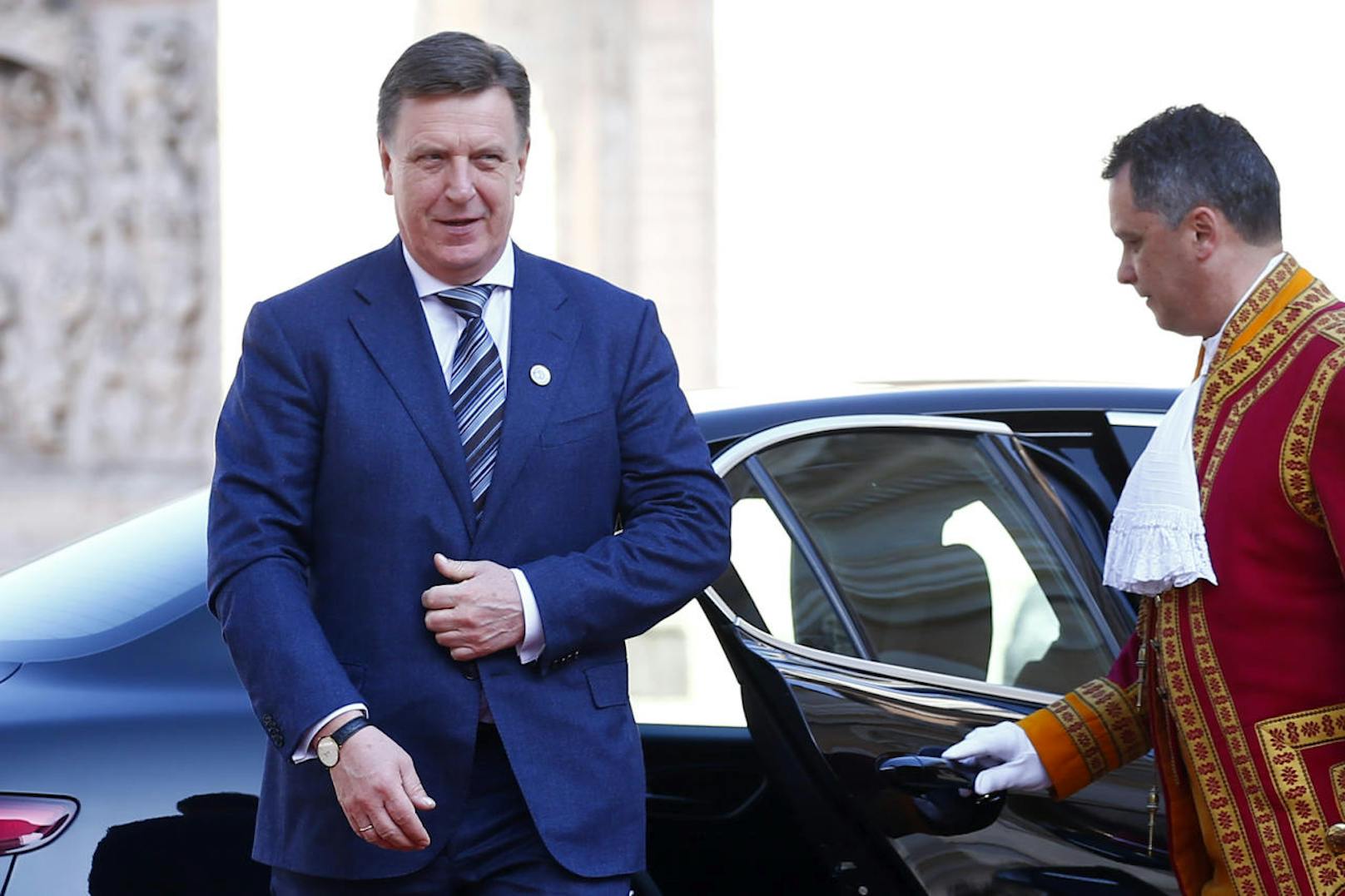 <b>Oktober 2018: Parlamentswahl in Lettland</b>
Im Oktober wählen die Letten ein neues Parlament. Der derzeitige Premier Maris Kucinskis ist hier im Bild bei einem Treffen der EU-Regierungschefs in Rom zu sehen.