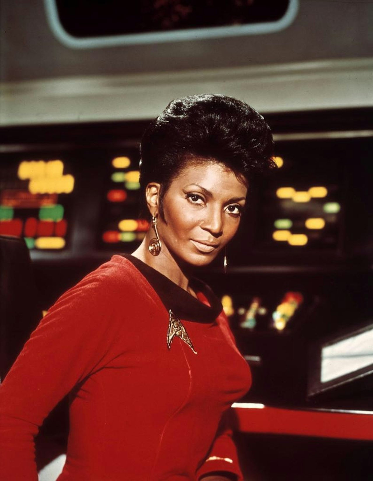 Heute.at - Lieutenant Uhura steht vor dem Bankrott