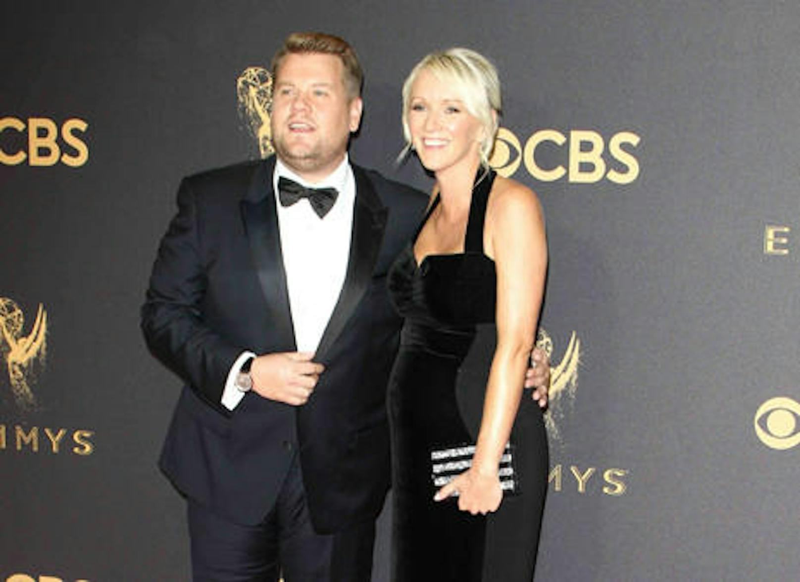 Babyglück bei den Emmys: James Corden mit Ehefrau Julia Carey