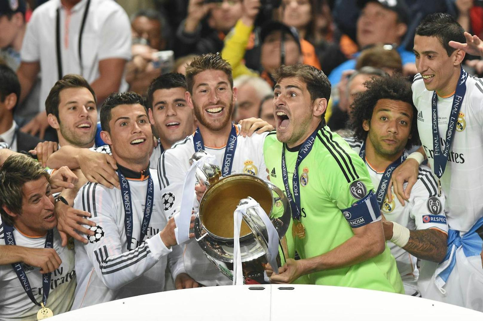 2014 gewinnt Ronaldo die Champions League zum ersten Mal mit Madrid - es war der 10. Titel in der Königsklasse für Real.