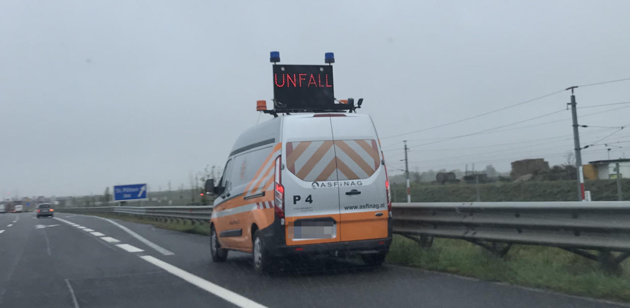 Am Wochenende ist die Verbindung A1 auf S33 gesperrt. (Symbolbild)