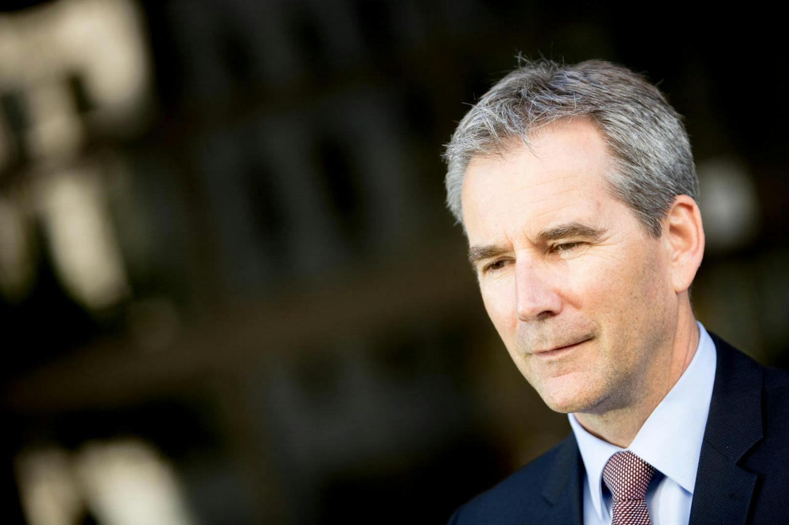 Ex-Finanzminister Hartwig Löger (ÖVP) hat in der Casinos Affäre brisante Aussagen gegenüber der Wirtschafts- und Korruptionsstaatsanwaltschaft (WKStA) getätigt.