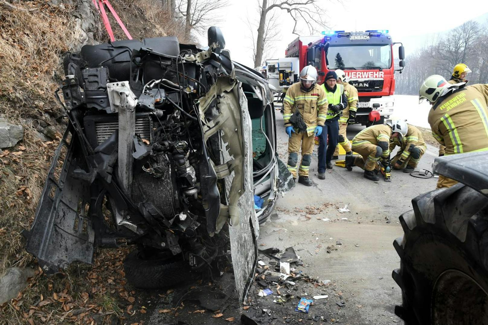 Der Unfall ereignete sich am Freitagnachmittag auf der Unterinntaler Landesstraße L 215.
