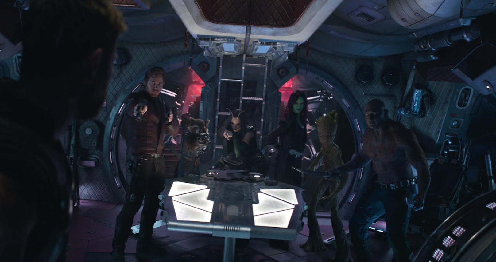 Von links: Star-Lord (Chris Pratt), Rocket (im O-Ton von Bradley Cooper gesprochen), Mantis (Pom Klementieff), Gamora (Zoe Saldana), Groot (im O-Ton: Vin Diesel) und Drax (Dave Bautista). 