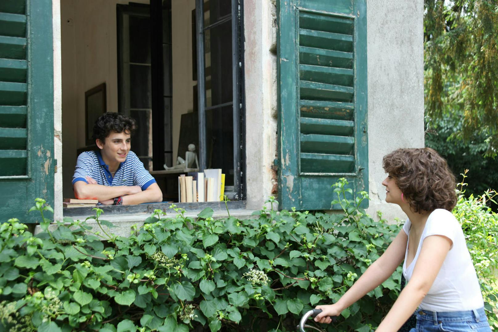 Elio (Timothée Chalamet) und Marzia (Esther Garrel) in "Call Me By Your Name"