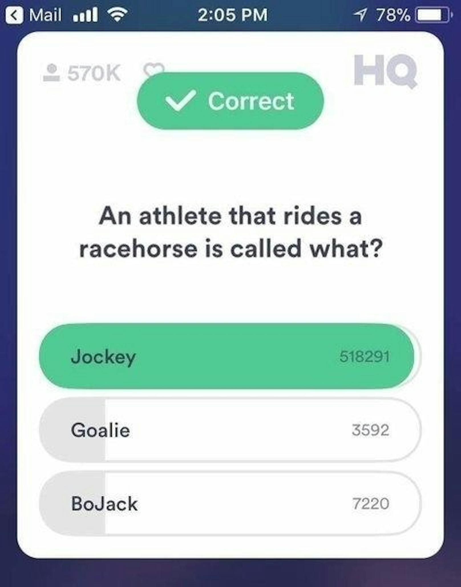 Die Fragen beginnen easy. Wie "Wie nennt man einen Athleten, der auf Rennpferden sitzt? Jockey, Goalie oder BoJack?" beispielsweise ...