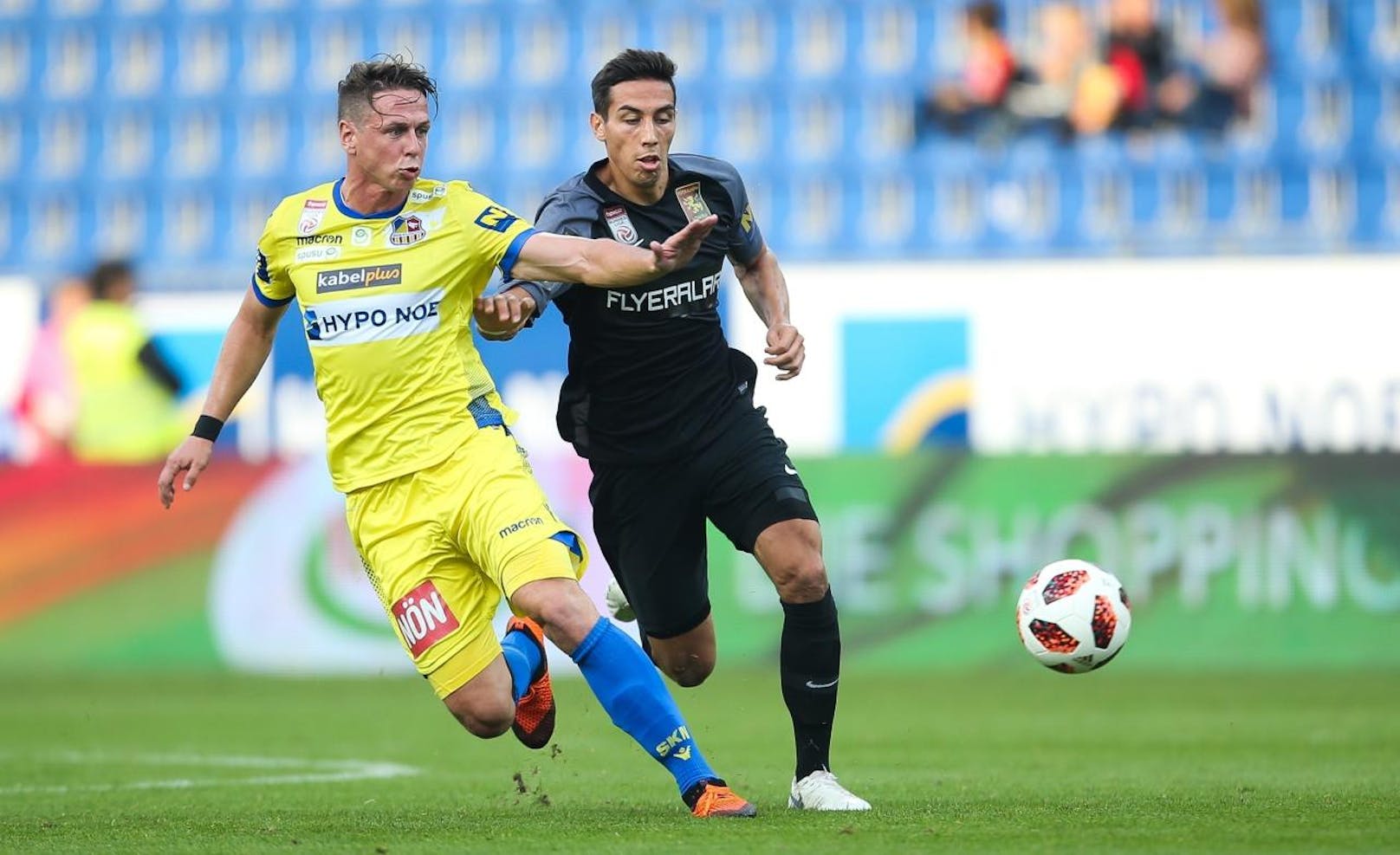 Sebastian Bauer (Admira) ließ gegen das Überraschungsteam St. Pölten kein Gegentor zu (0:0).