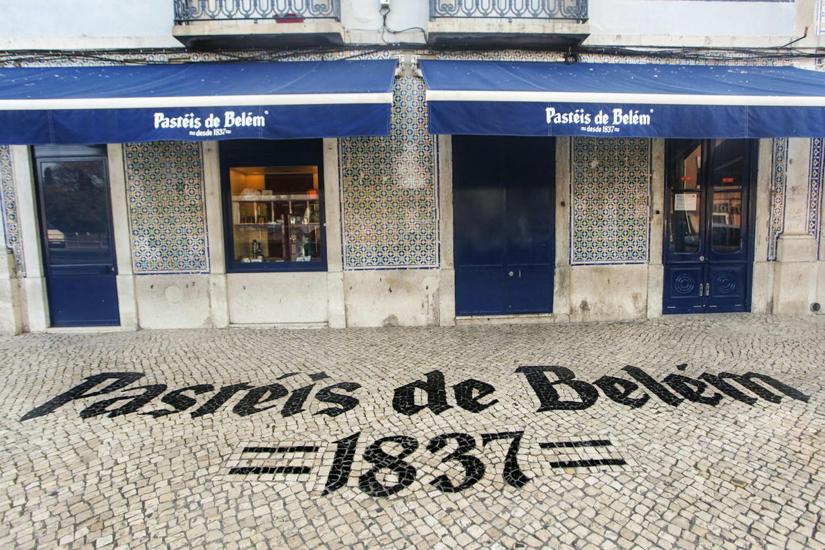 <b>Fakt 4:</b> Pasteis de Belem, ein Café mit Bäckerei in Lissabon, erhielt mehr als 10'000 Erfahrungsberichte ? mehr als jedes andere Lokal auf der Welt.