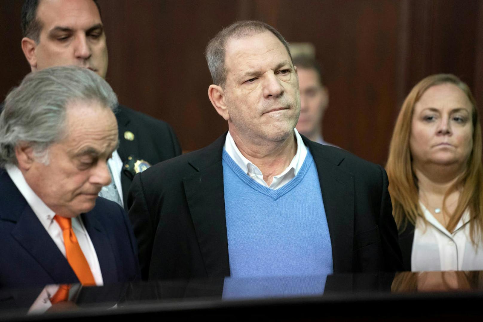 Harvey Weinstein wird der Prozess in New York gemacht, links neben ihm sein Anwalt Benjamin Brafman.