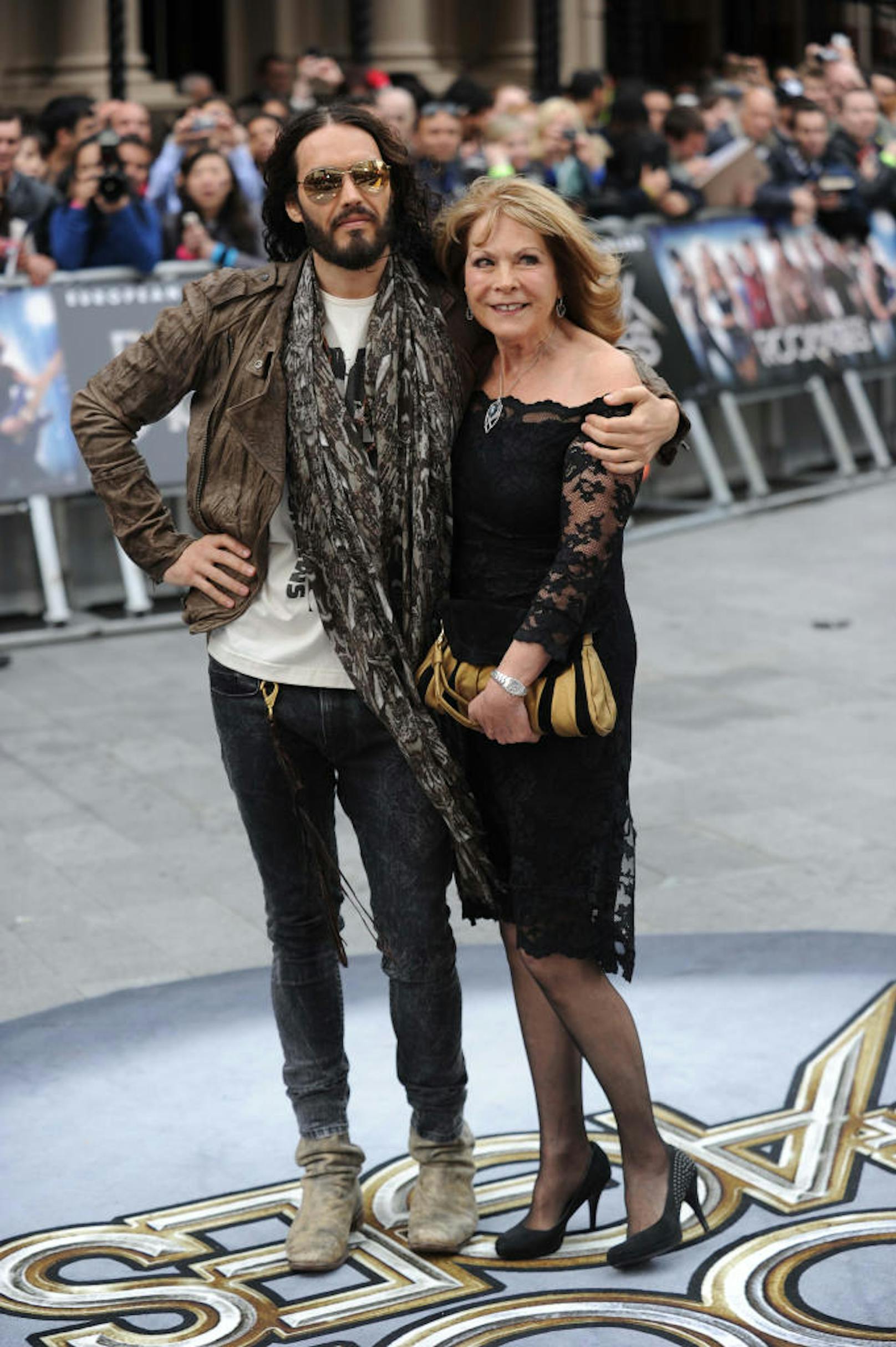 Russell und Barbara Brand am 10. Juni 2012 bei der "Rock of Ages"-England-Premiere. 
