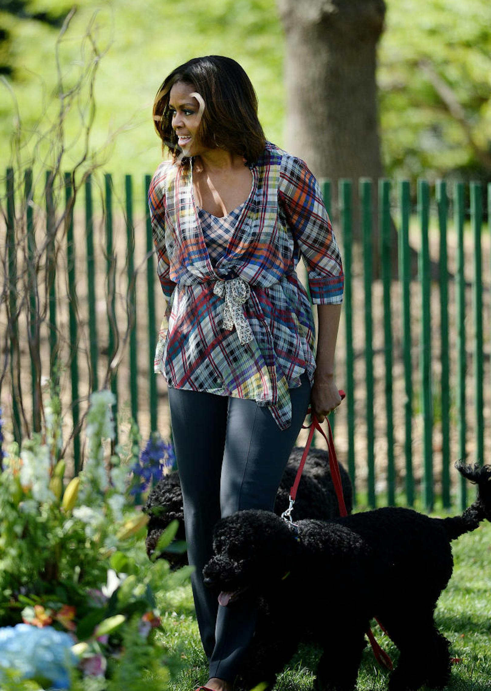 Ex-First Lady Michelle Obama mit ihren Hunden, Bo and Sunny