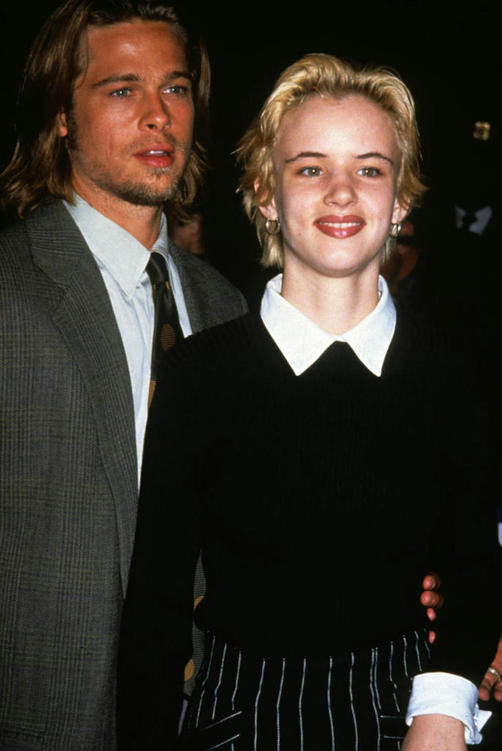Brad Pitt mit  Juliette Lewis im Jahr 1994