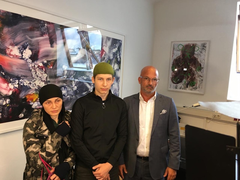 "Hier wird versucht, aus einem Täter ein Opfer zu machen", kritisiert  Nikolaus Rast, Anwalt der Opferfamilie. Hadishats (7) Verwandten liegt seit gestern die Niederschrift des Verhörs vor. Was der Killer des kleinen Mädchens aussagte, ist einfach unerträglich.