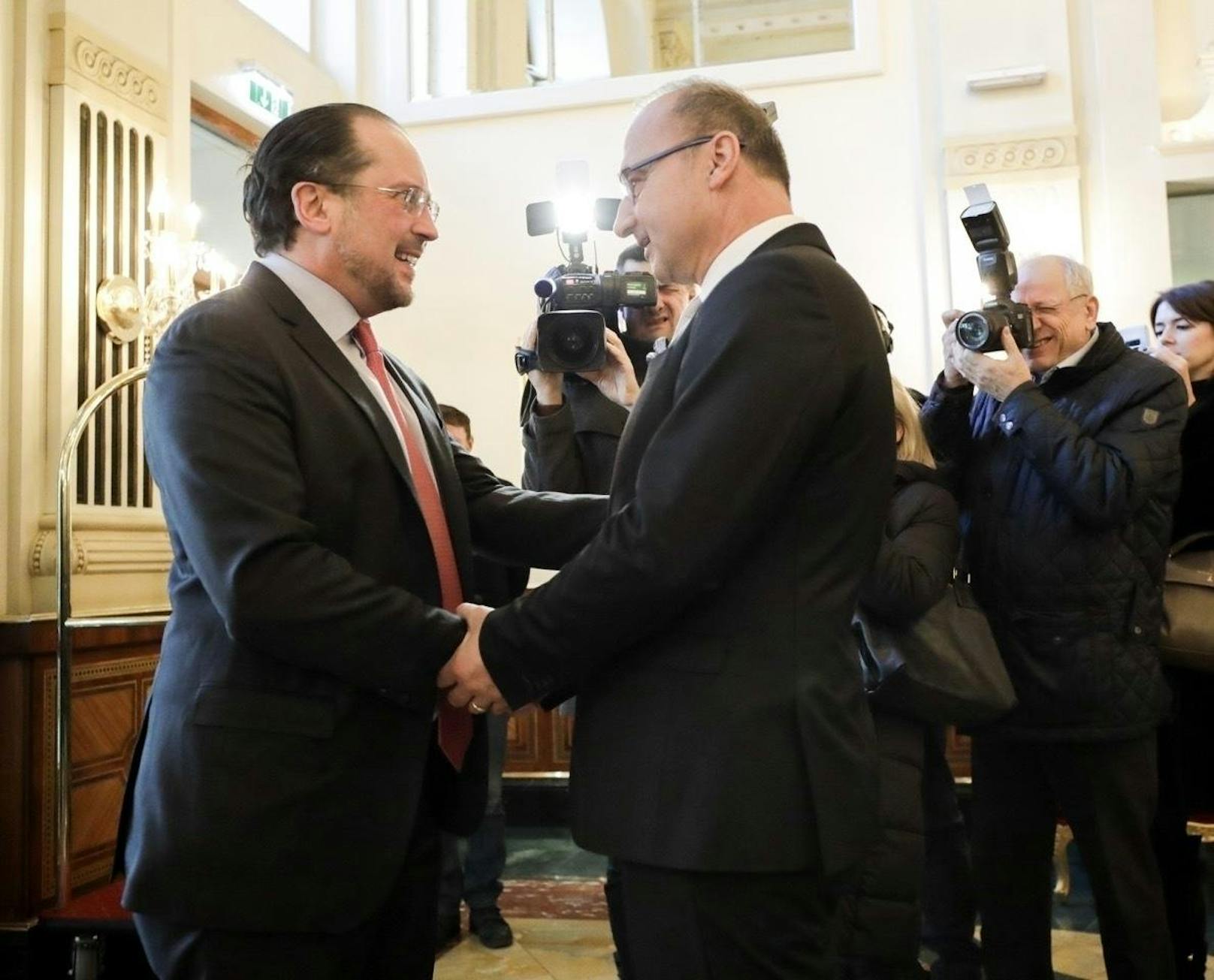 Bundesminister für Europa, Integration und Äußeres; Alexander Schallenberg, mit dem kroatischen Außenminister Radman Grlic