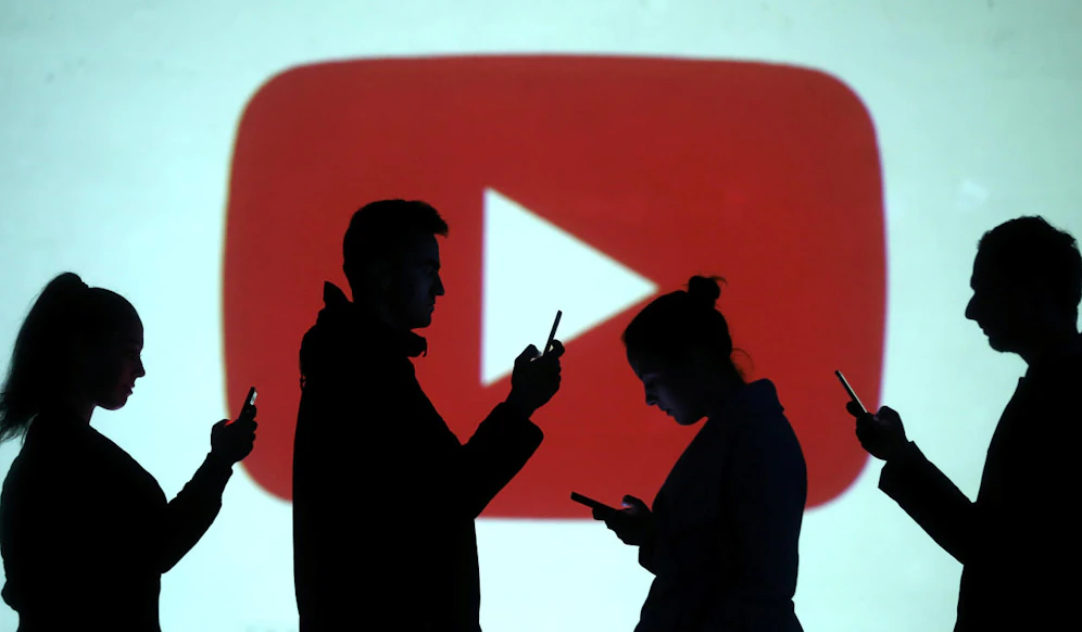 Auf längere Sicht will YouTube Probleme wie Belästigungen und Hassreden gegenüber dunkelhäutigen Nutzern und Creators angehen.