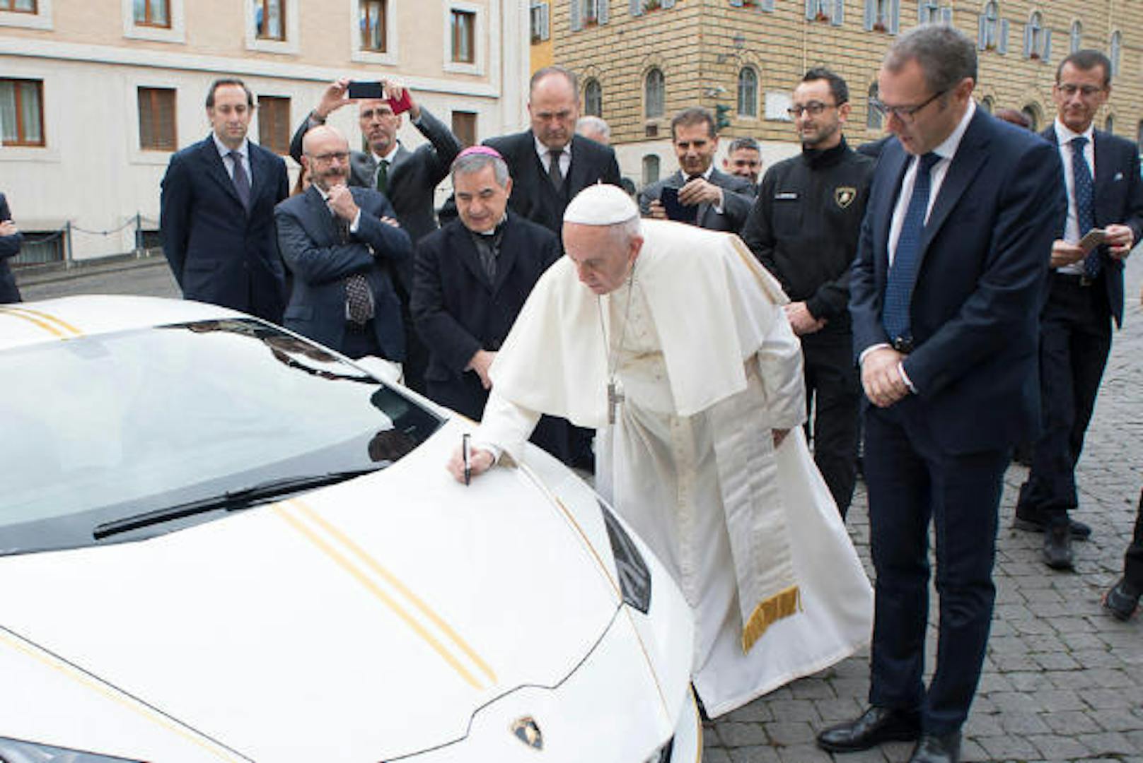 Zu wohltätigen Zwecken versteigert: eine Extra-Anfertigung des Lamborghini-Modells "Huracan"