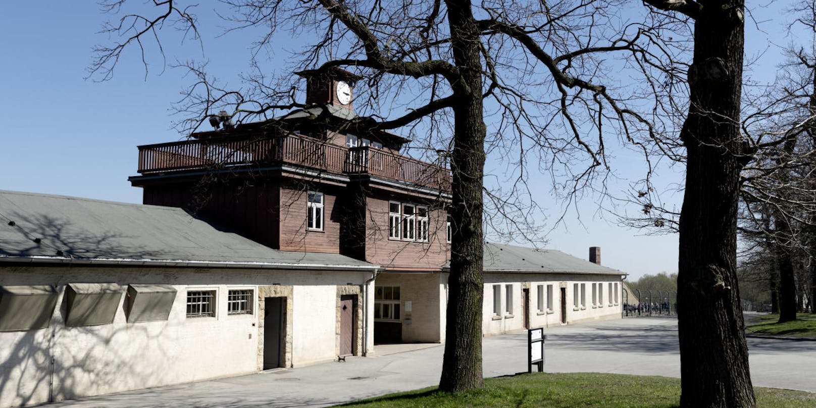 Symbolbild: Im Konzentrationslager Buchenwald bei Weimar (Thüringen) starben etwa 56.000 Menschen.