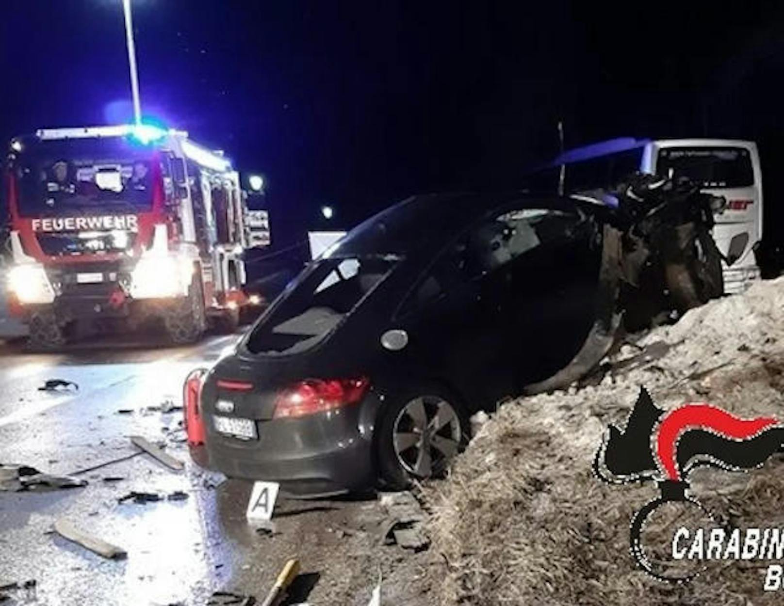 Die italienischen Carabinieri haben erstmals Fotos des Unfallautos veröffentlicht.