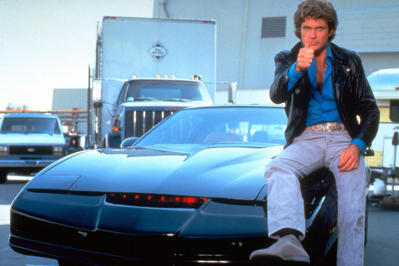 David Hasselhoff als "Michael Knight" und K.I.T.T. (kurz für "Knight Industries Two Thousand")
