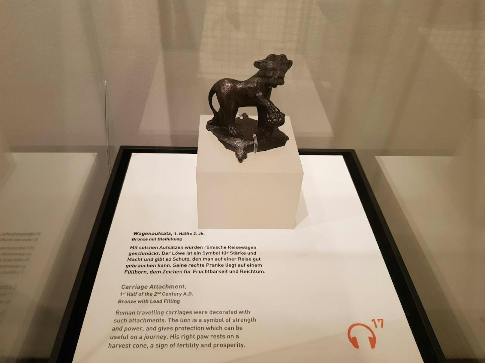 Wie es sich für das Römermuseum gehört, werden auch Funde aus dem Römerlager Vindobona gezeigt, etwa dieser Wagenaufsatz in Form eines Löwen.