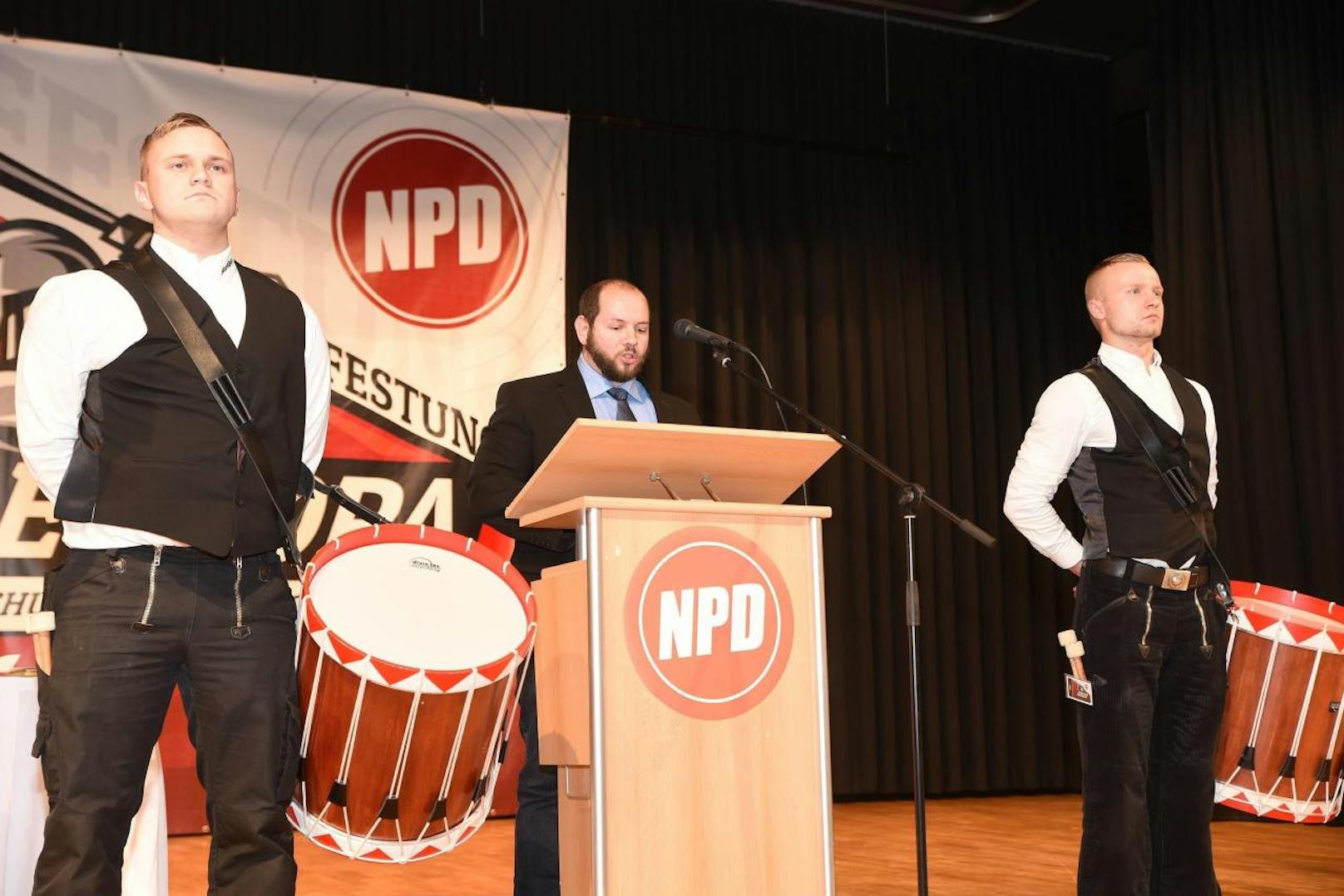 NPD-Vizechef Stefan Jagsch wurde einstimmig zum Ortsvorsteher von Altenstadt-Waldsiedlung gewählt.