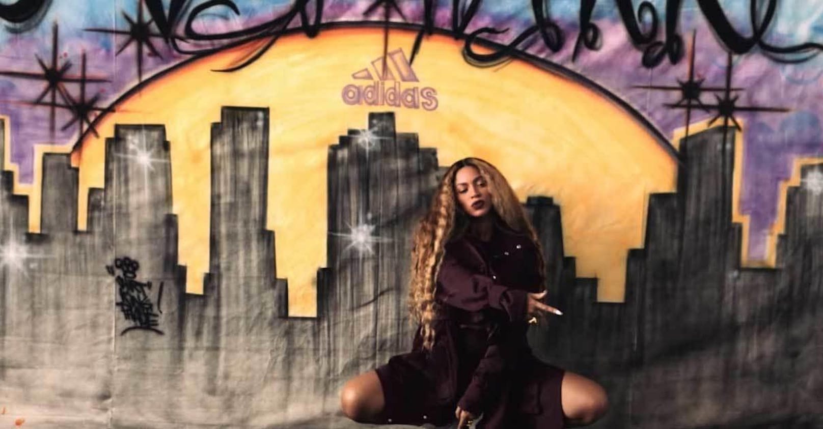 Beyoncé zeigt ihre Ivy Park Modemarke in ihrem neuesten Video. Die neue Kollektion kommt am 18. Jänner in Kooperation mit Adidas auf den Markt. 
