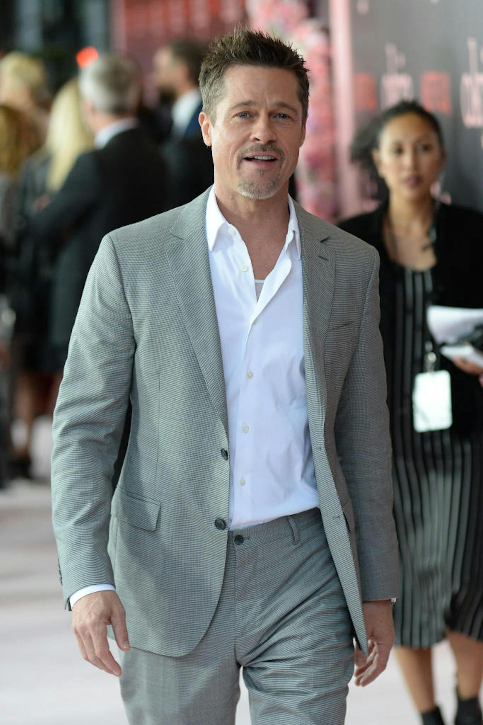 Brad Pitt hatte lange Zeit mit Alkoholproblemen zu kämpfen, wie er 2018 in einem Interview offenbarte. Mittlerweile hat er aufgehört: "Ich wollte nicht mehr so weiterleben."