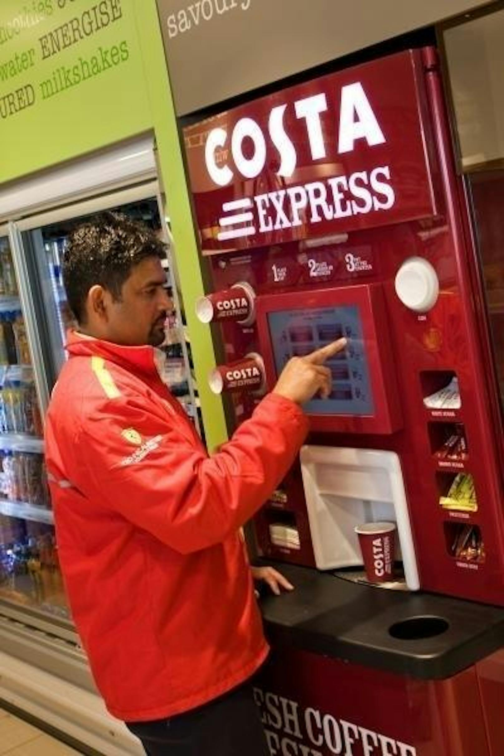Coca-Cola hat dabei keine Kaffee-Shops im Visier, sondern will sich bei der Expansion laut eigenen Angaben vor allem auf Vending-Automaten, Foodservice-Maschinen und Ready-to-drink-Produkte fokussieren.