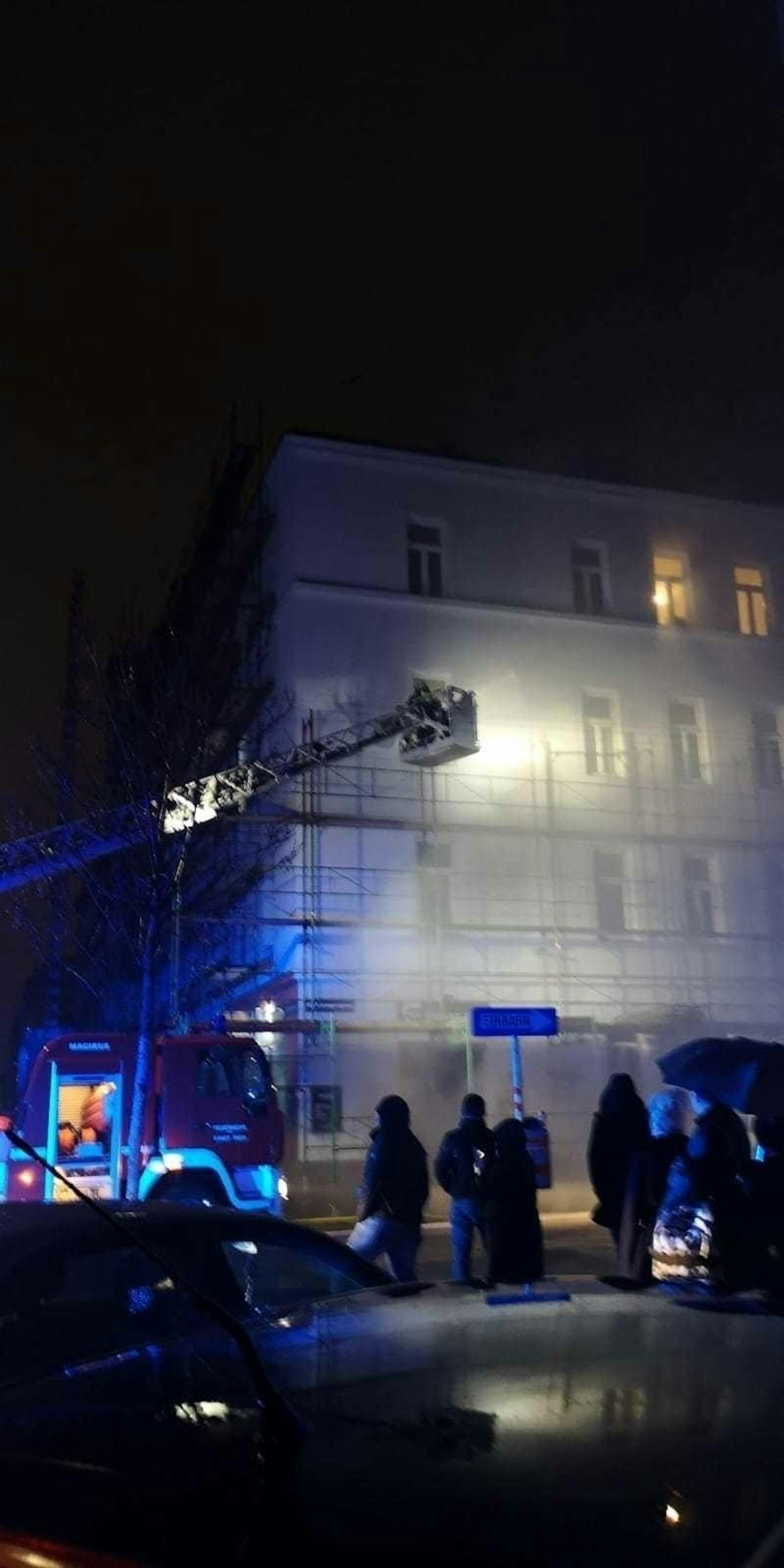 Kellerbrand beim Laubeplatz in Wien-Favoriten 