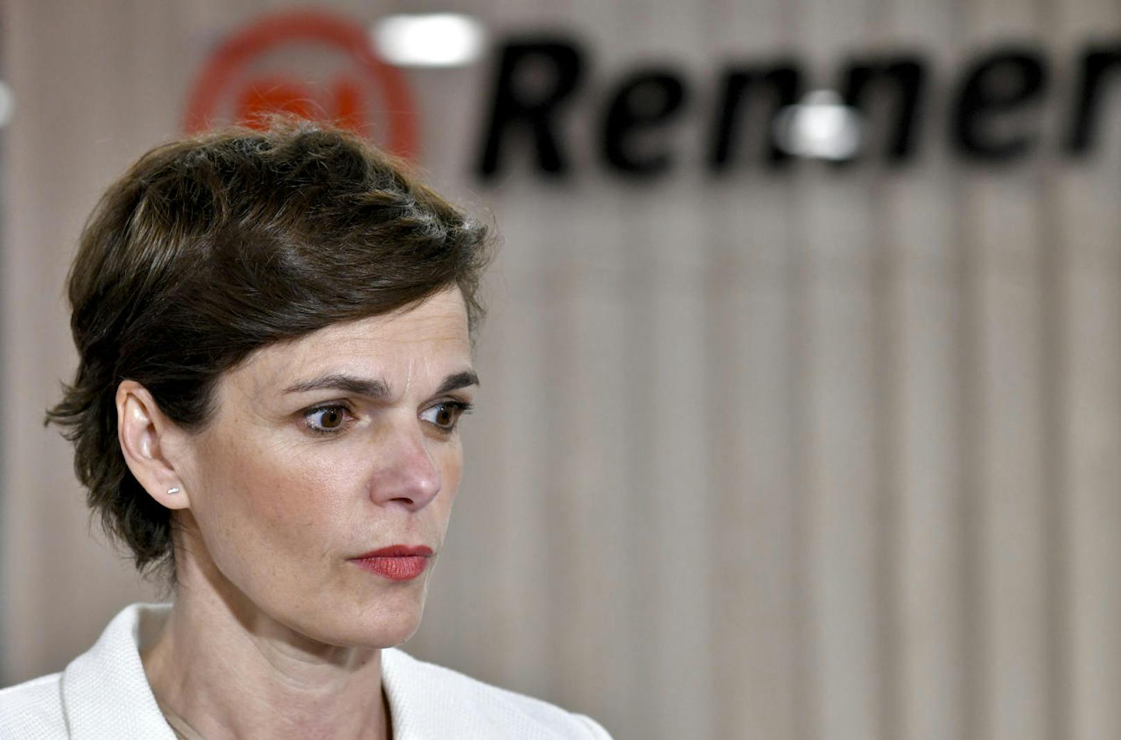 Die SPÖ strauchelt gewaltig. 14,9 Millionen Euro Schulden hat die Partei derzeit unter Chefin Pamela Rendi-Wagner.