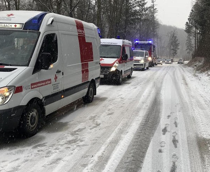 Die Rettungskräfte waren mit einem Großaufgebot vor Ort.