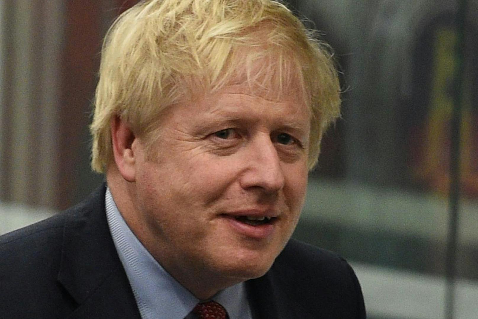 Für seinen Aktion zum Generieren von Spenden wurde Moore auch von Premier Boris Johnson, der ebenfalls Covid-19 hatte, gewürdigt.