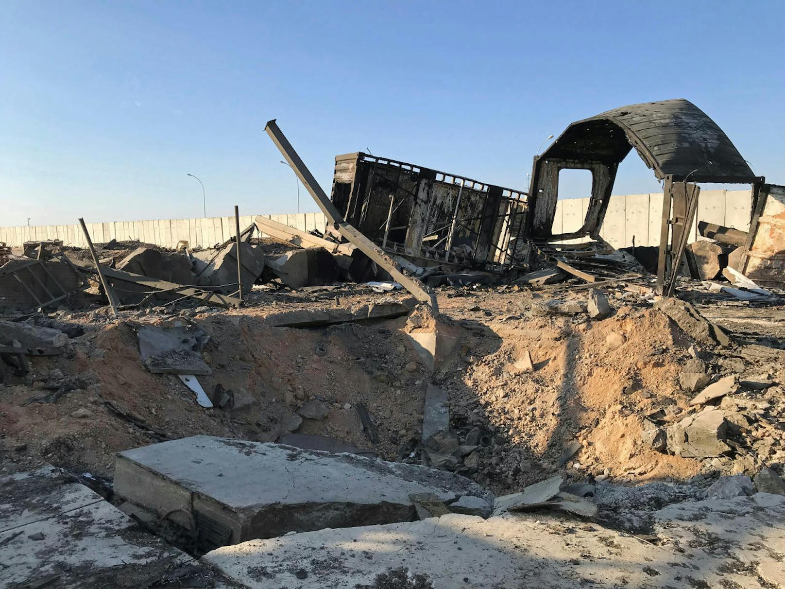 Nach Raketenangriff durch den Iran am 12. Jänner 2020: So zerstört ist die Ain al-Asad Air Base in der irakischen Provinz Anbar.