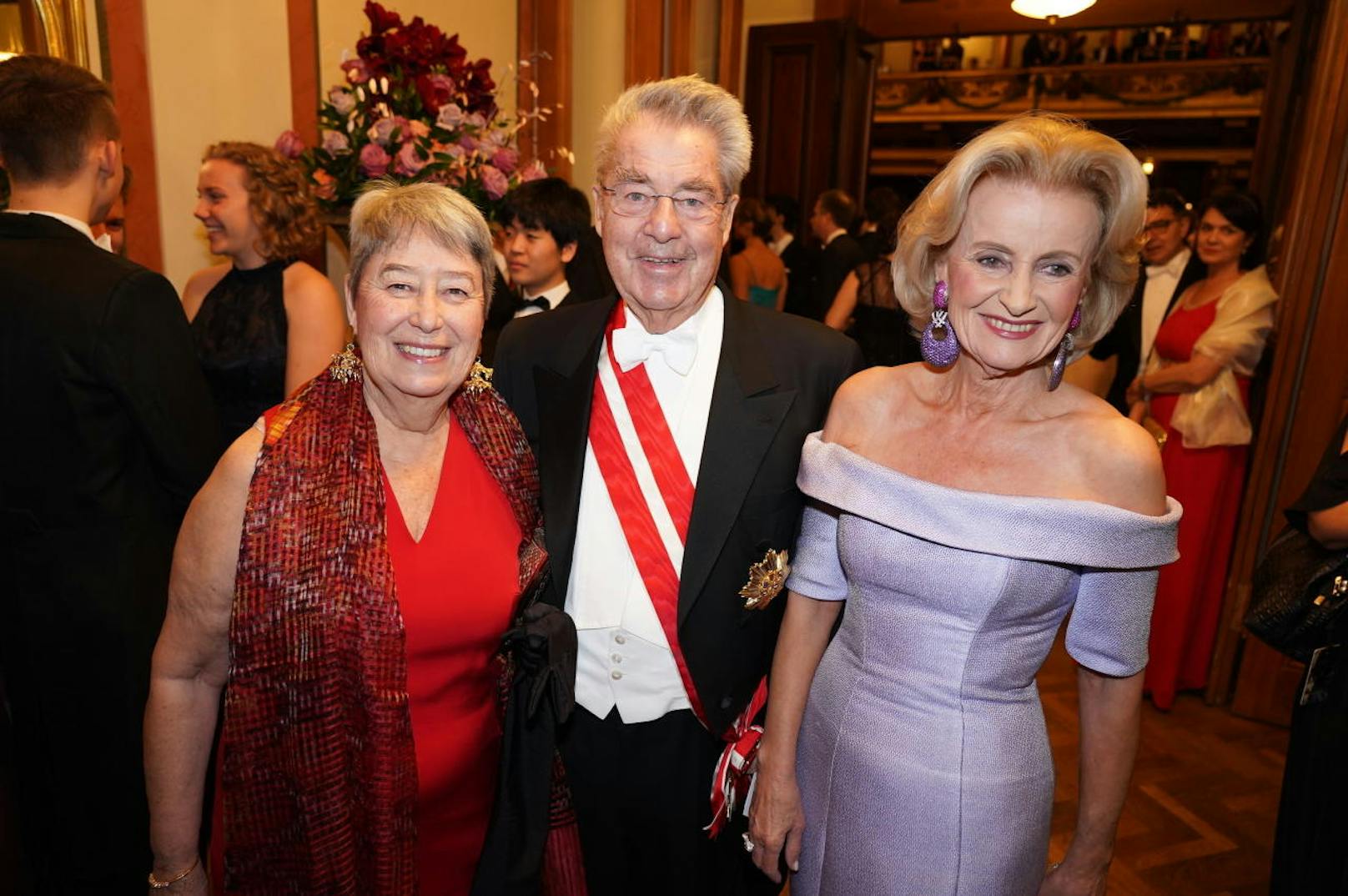 Alt-Bundespräsident Heinz Fischer mit Ehefrau Margit und die frühere Chefin der Spanischen Hofreitschule Elisabeth Gürtler