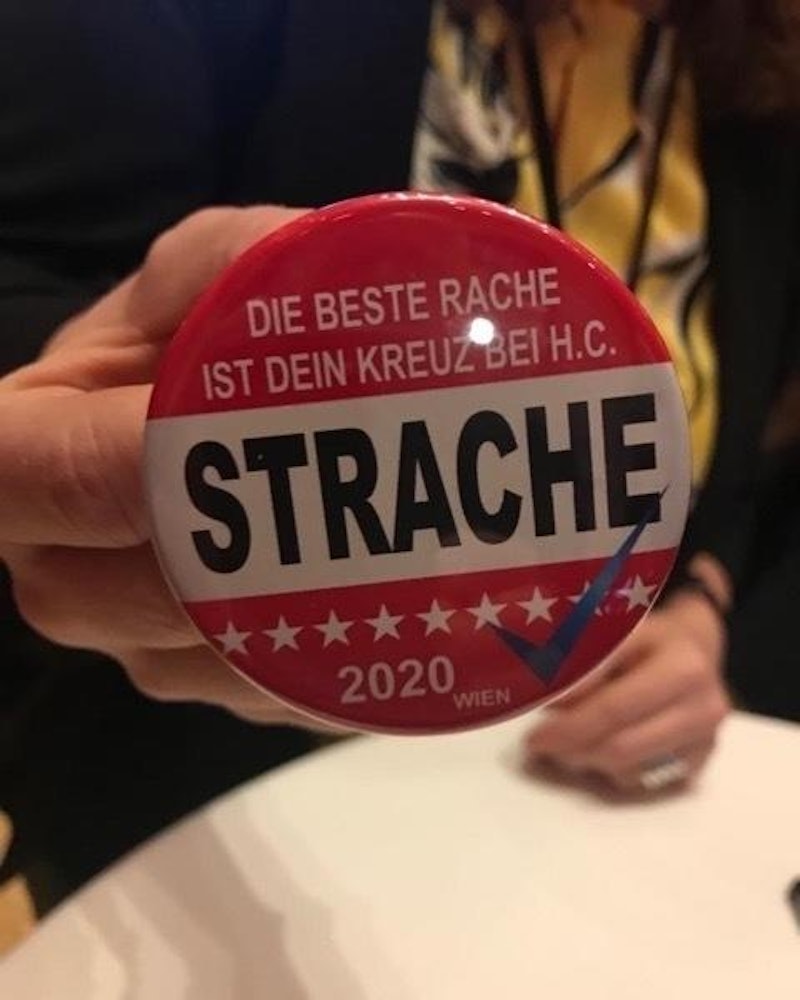 Verrät dieser Button ein Polit-Comeback Straches?