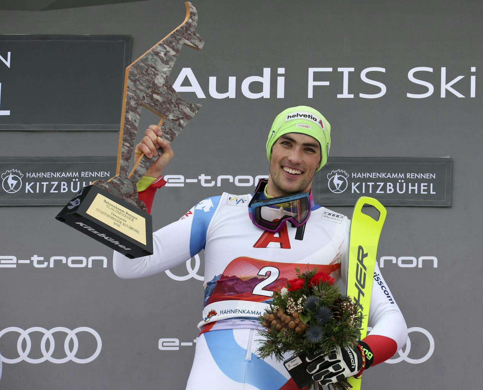 Im Slalom am Sonntag hatte der Schweizer Daniel Yule die Nase vorn. Marco Schwarz wurde Zweiter, ihm fehlten nur zwölf Hundertstel auf den Sieg.