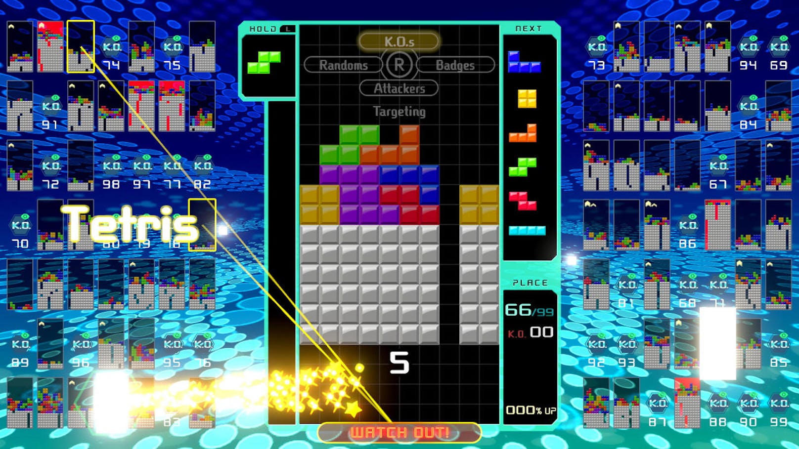 Fans von Tetris 99 können sich heute gleich über mehrere Ankündigungen freuen. Vom 12. Juli (9 Uhr) bis zum 16. Juli (8.59 Uhr) läuft das nächste große Tetris 99-Online-Event. Der Tetris 99 Grand Prix 5 steht ganz im Zeichen des heiß erwarteten Splatoon 2 Final Fest. Wer noch keine Gelegenheit hatte, sich vom Puzzlefieber packen zu lassen, sollte den 20. September 2019 im Blick behalten. An diesem Tag erscheint eine physische Verkaufsversion von Tetris 99. Diese beinhaltet neben dem Hauptspiel auch die Inhalte des kostenpflichtigen Big Block DLC und eine 12-monatige Mitgliedschaft für Nintendo Switch Online.
